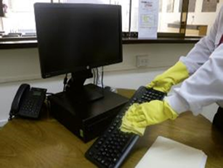 Coronavirus: Cómo desinfectar el teclado del ordenador